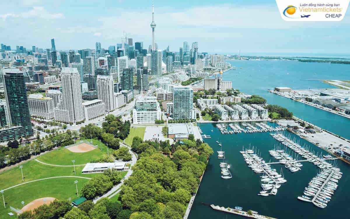 Vì sao Toronto là điểm đến hấp dẫn nhất Canada