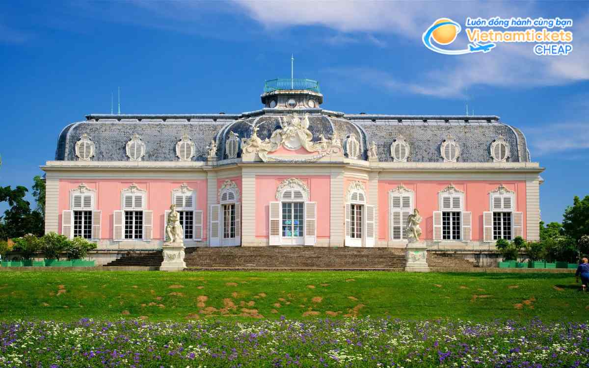 Cung điện Benrath toát lên vẻ đẹp ấn tượng