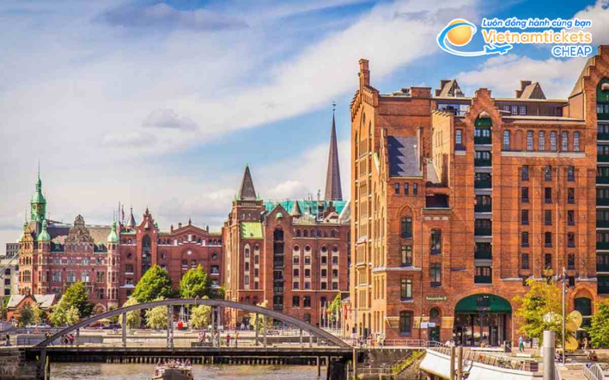 Du lịch Frankfurt - Thành phố tài chính hiện đại ở Đức