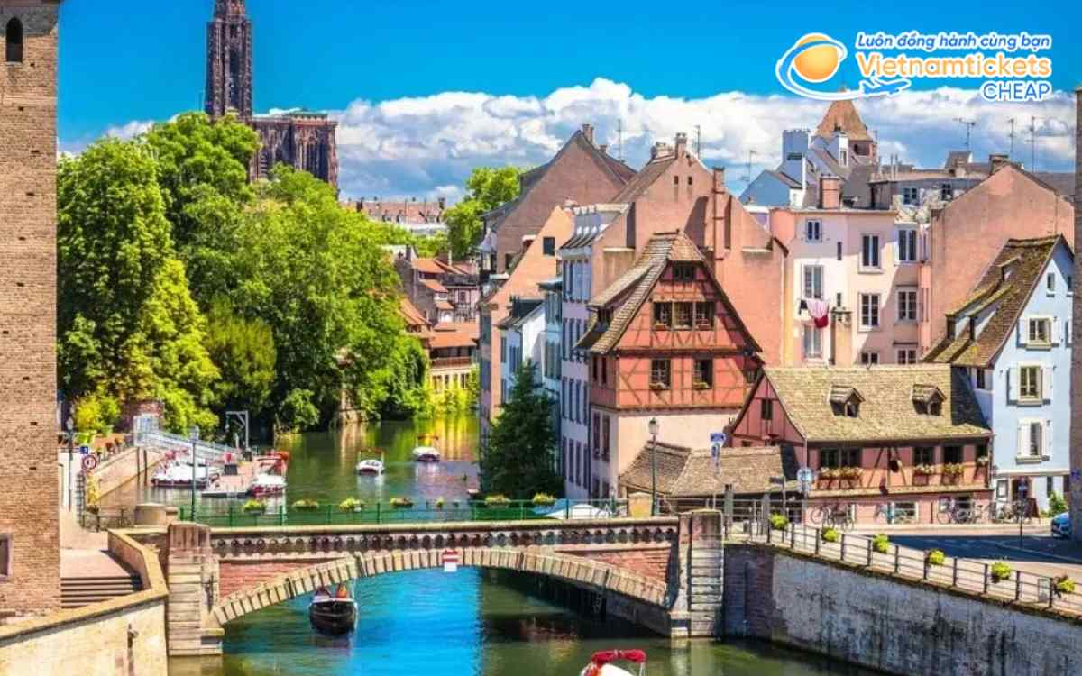 Khí hậu Freiburg im Breisgau dễ chịu và thuận lợi du lịch