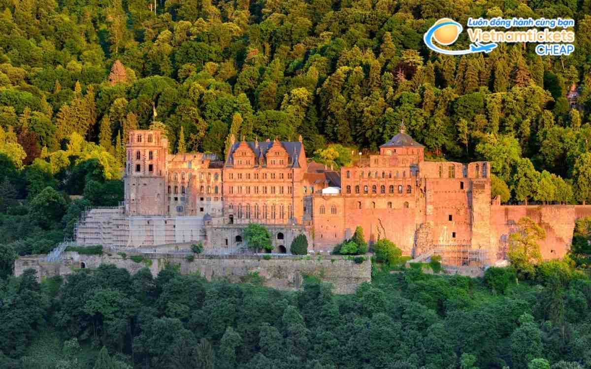 Chi&ecirc;m ngưỡng l&acirc;u đ&agrave;i Heidelberg