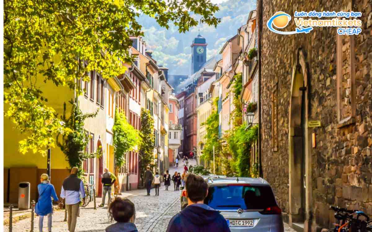 Th&agrave;nh phố Heidelberg c&oacute; kh&iacute; hậu thuận lợi cho du lịch