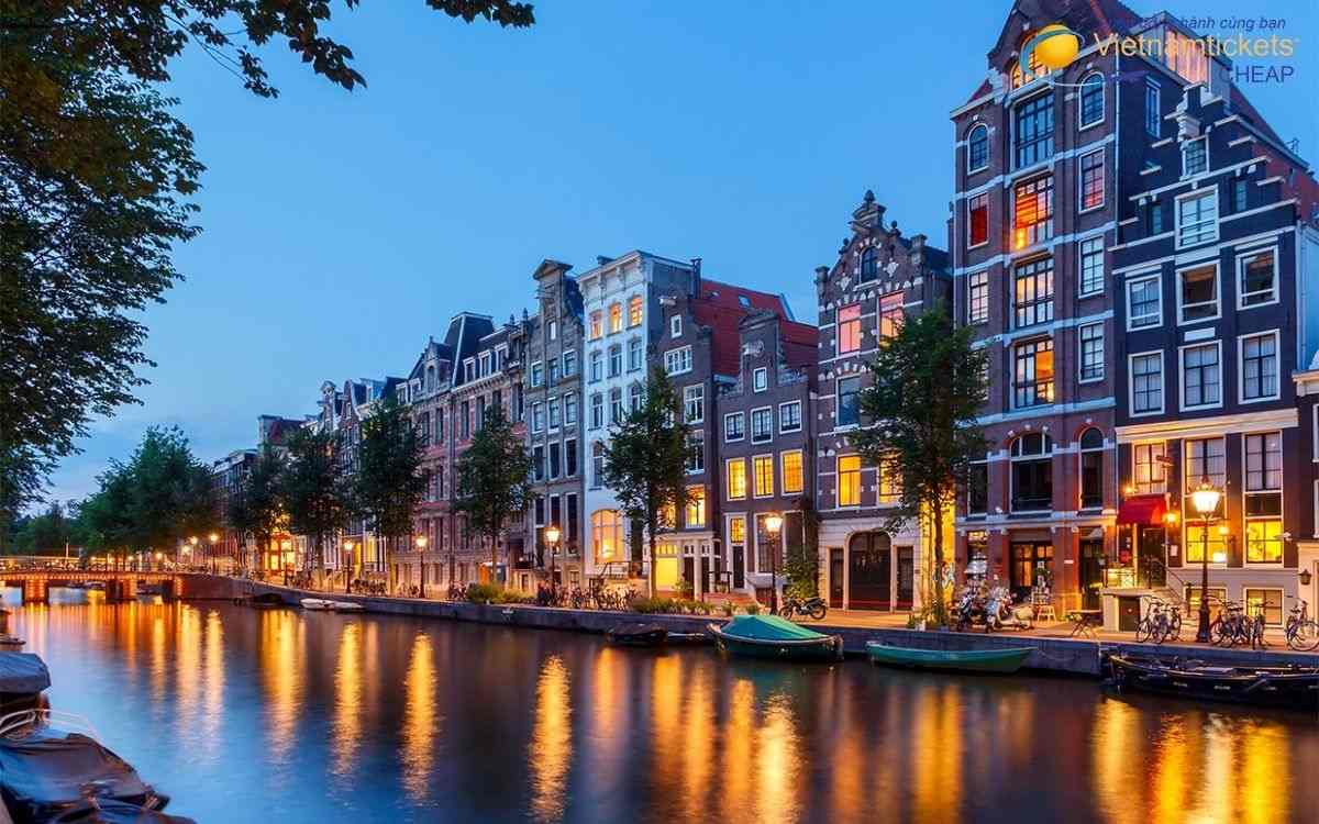 Sân bay Schiphol điểm hẹn toàn cầu