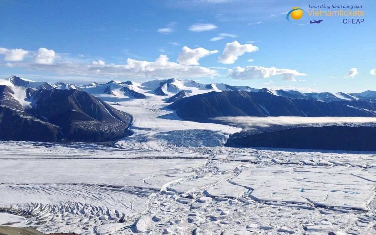 Lịch bay đến Arctic mới nhất