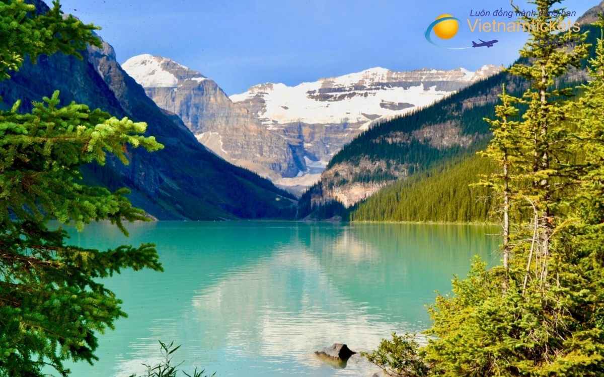 Lịch bay và phương tiện di chuyển đến Banff