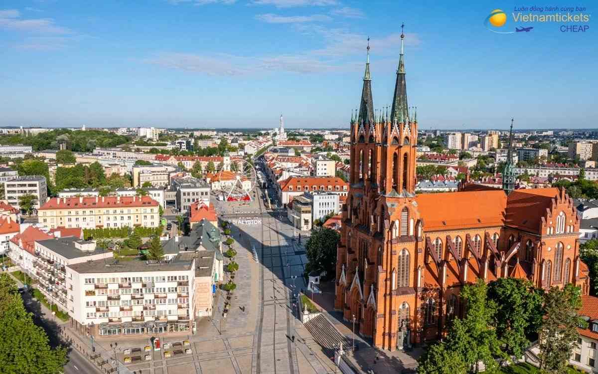 Giá vé máy bay đi Bialystok