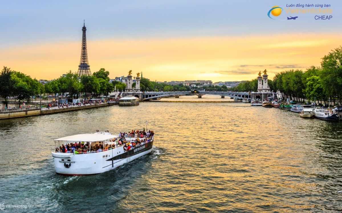 Trải nghiệm cruise và du thuyền trên sông bordeaux