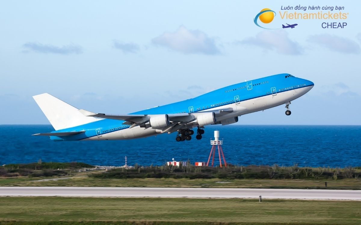 Giá vé máy bay đi Castlegar