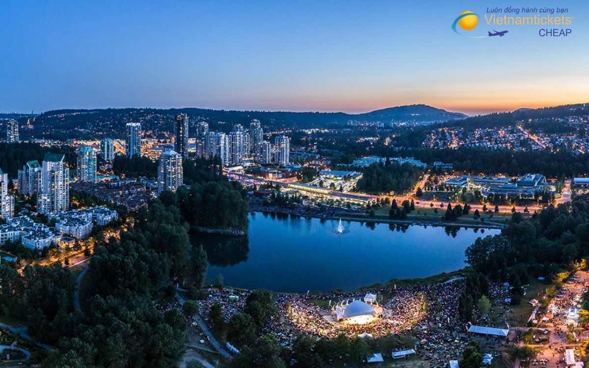 Gi&aacute; v&eacute; m&aacute;y bay đi Coquitlam bao nhi&ecirc;u