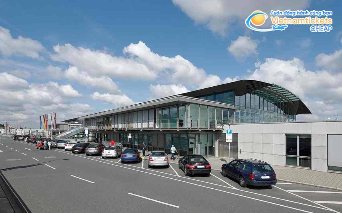 S&acirc;n bay quốc tế Dortmund