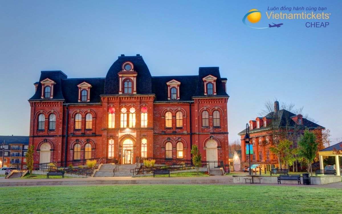 Sân bay gần East Hants và cách di chuyển