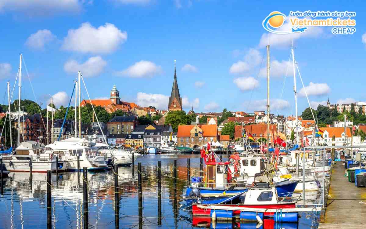 Săn vé máy bay đi Flensburg rẻ nhất