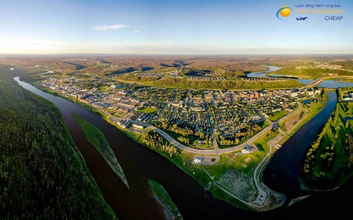 Giá vé máy bay đi Fort McMurray