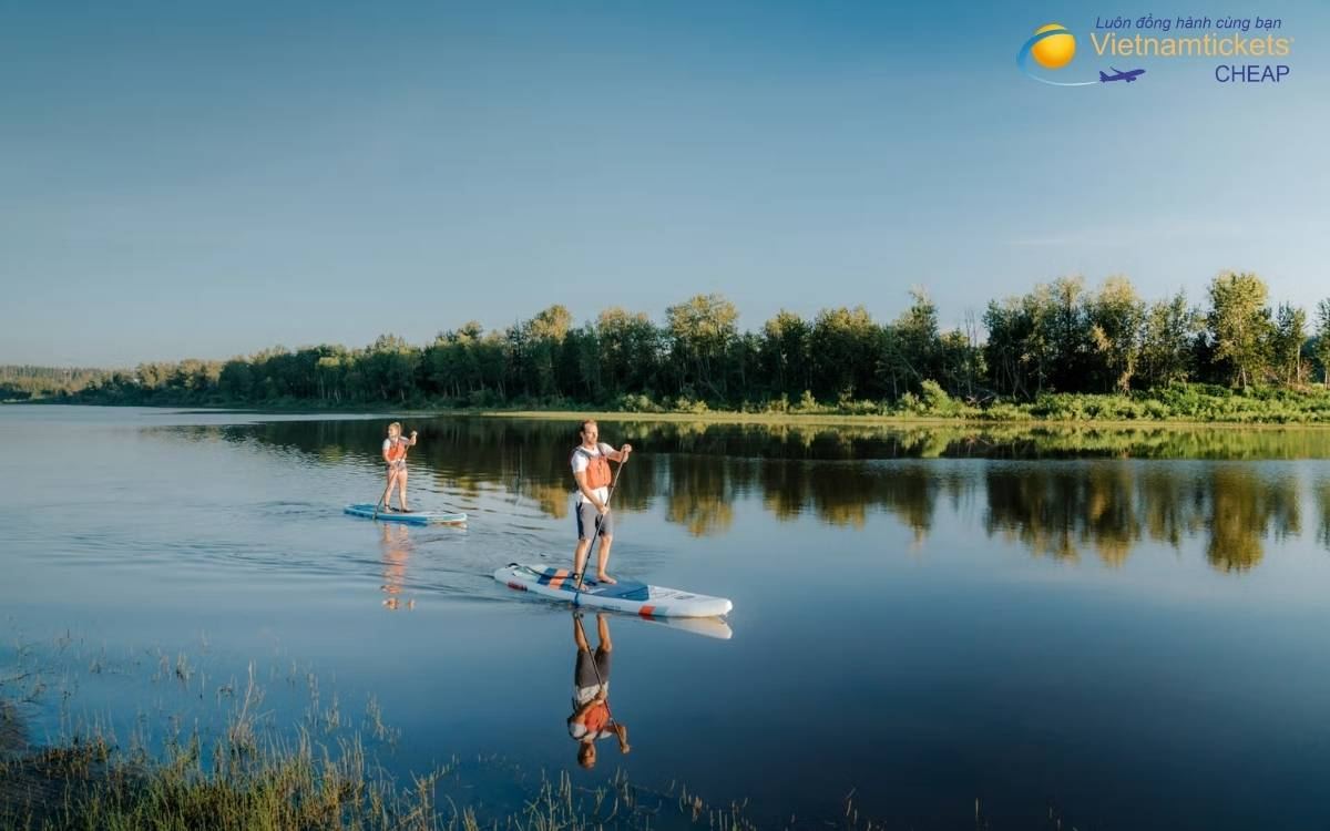 Hành trình và thời gian bay đến Fort McMurray