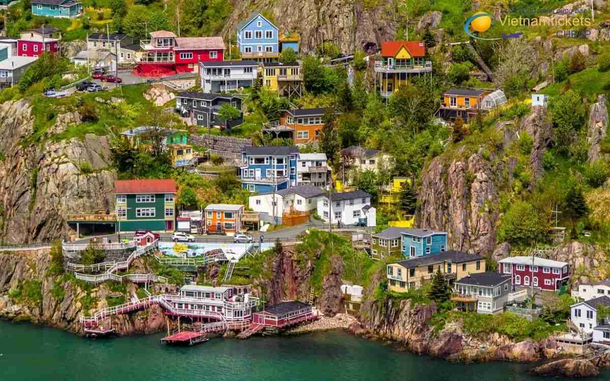 Lịch bay và cách di chuyển về trung tâm Gander