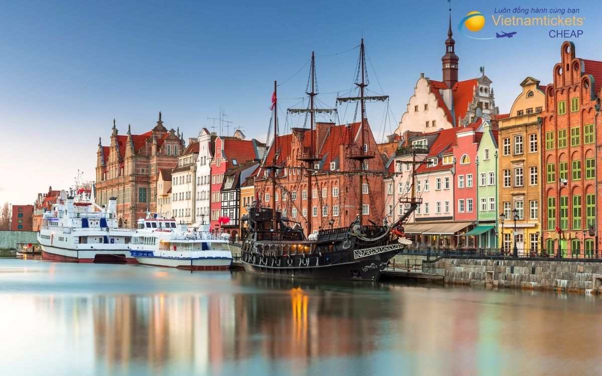 Kinh nghiệm mua vé máy bay đi Gdansk