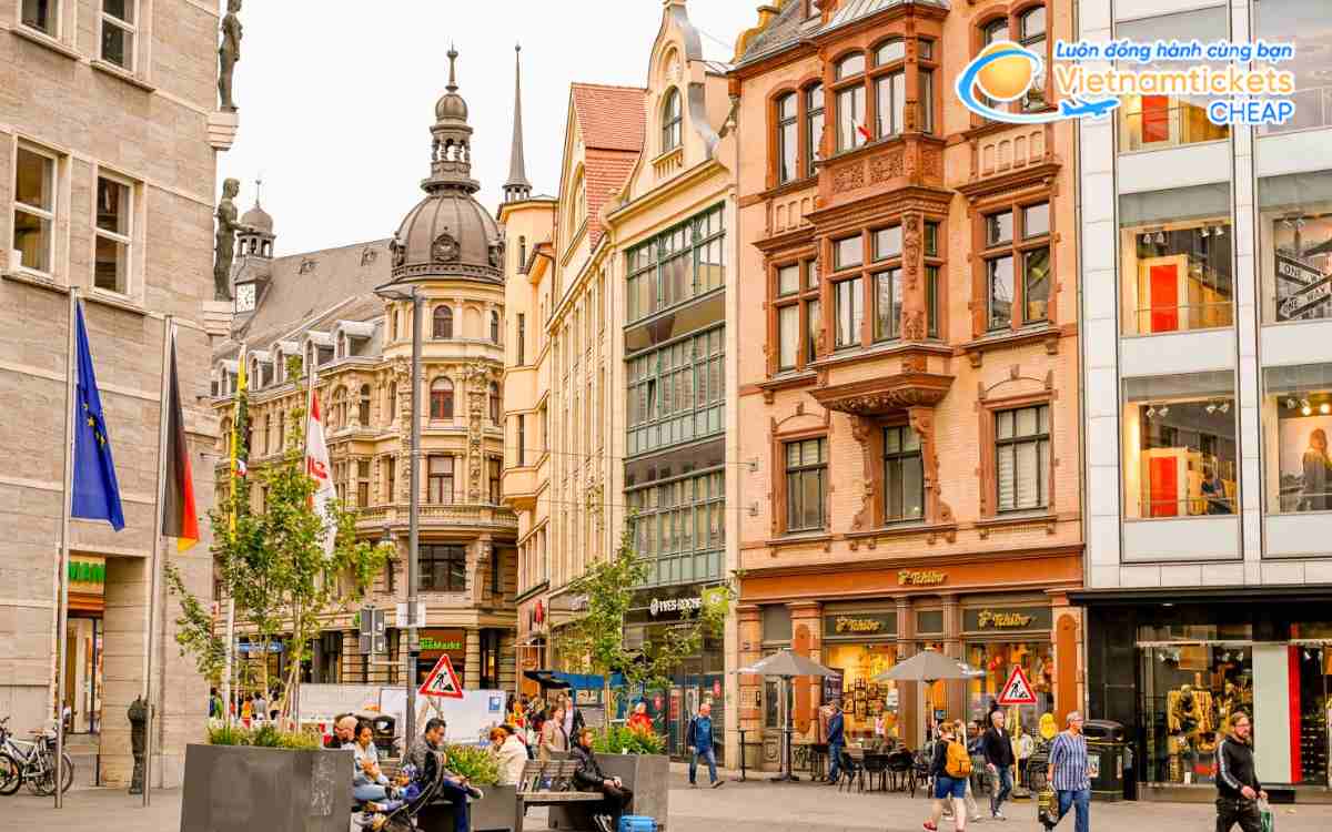 Đặt vé máy bay đi Halle giá tốt