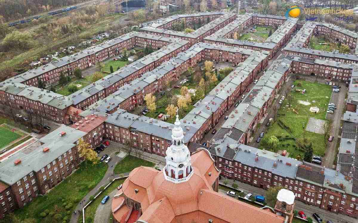 Giá vé máy bay đi Katowice