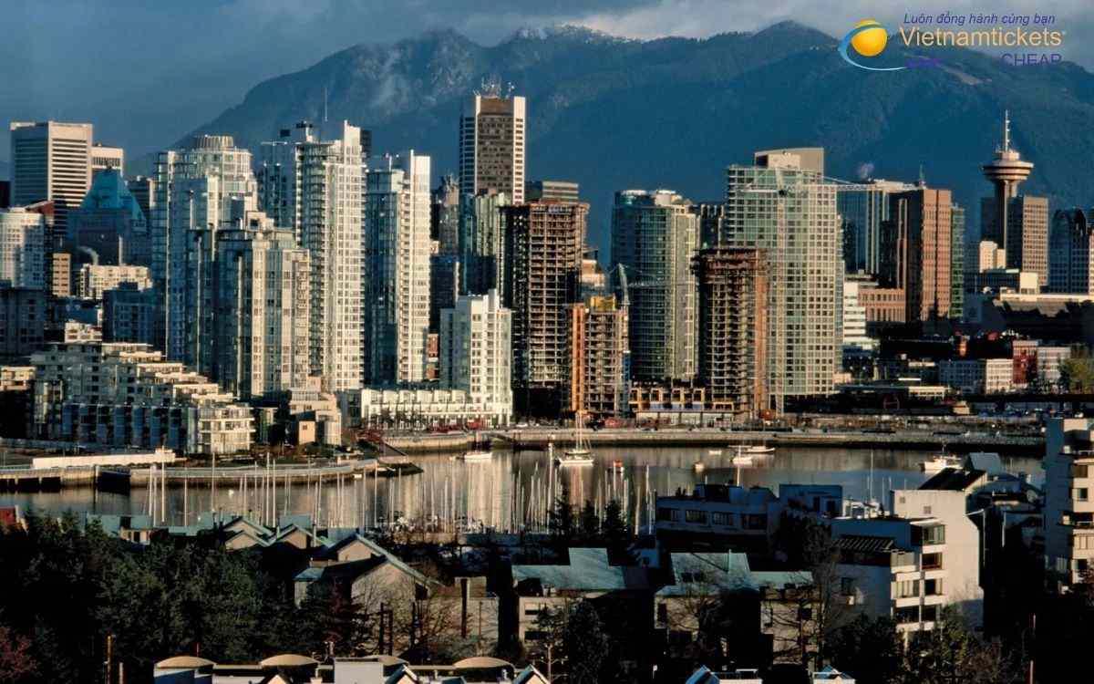 Giá vé máy bay đi Langley bao nhiêu