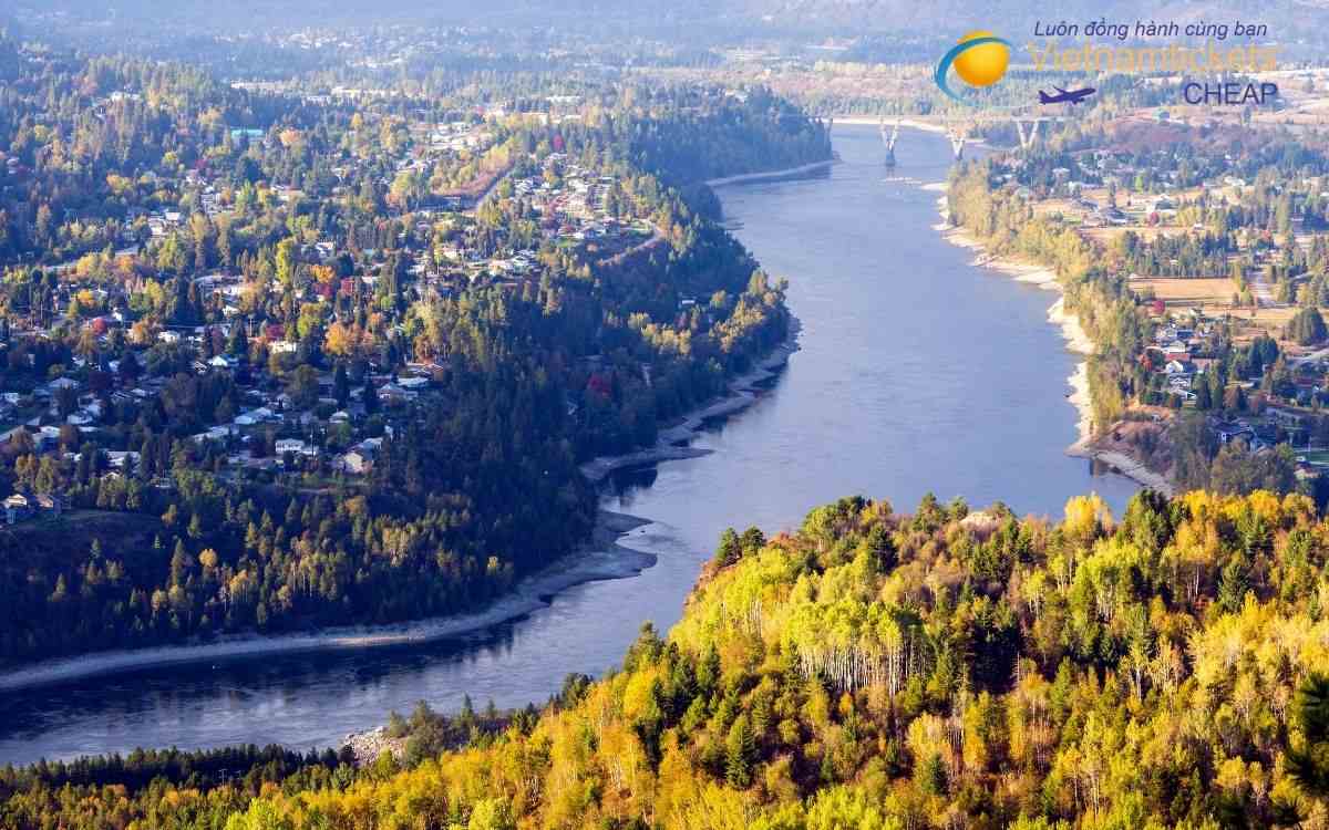 Gi&aacute; v&eacute; m&aacute;y bay đi Levis ưu đ&atilde;i sốc