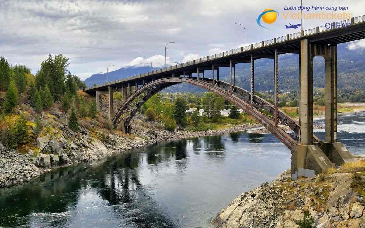 Mẹo săn v&eacute; m&aacute;y bay đi Levis gi&aacute; rẻ