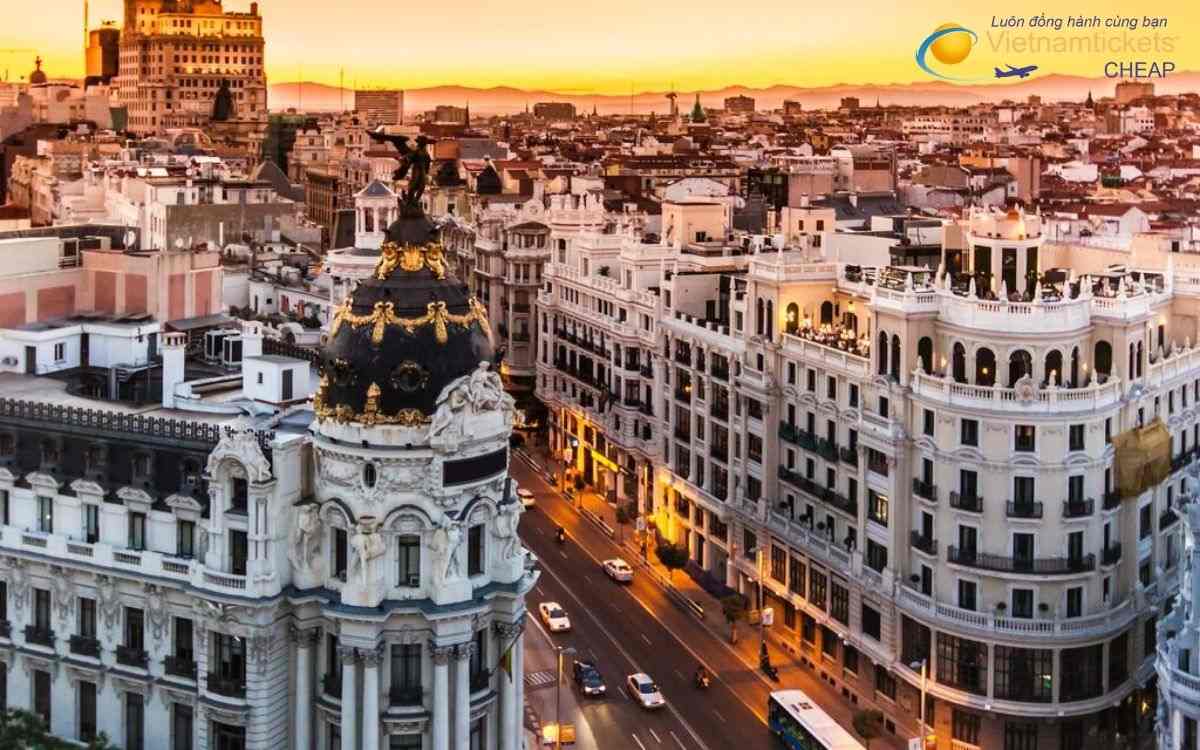 Giá vé máy bay đi Madrid