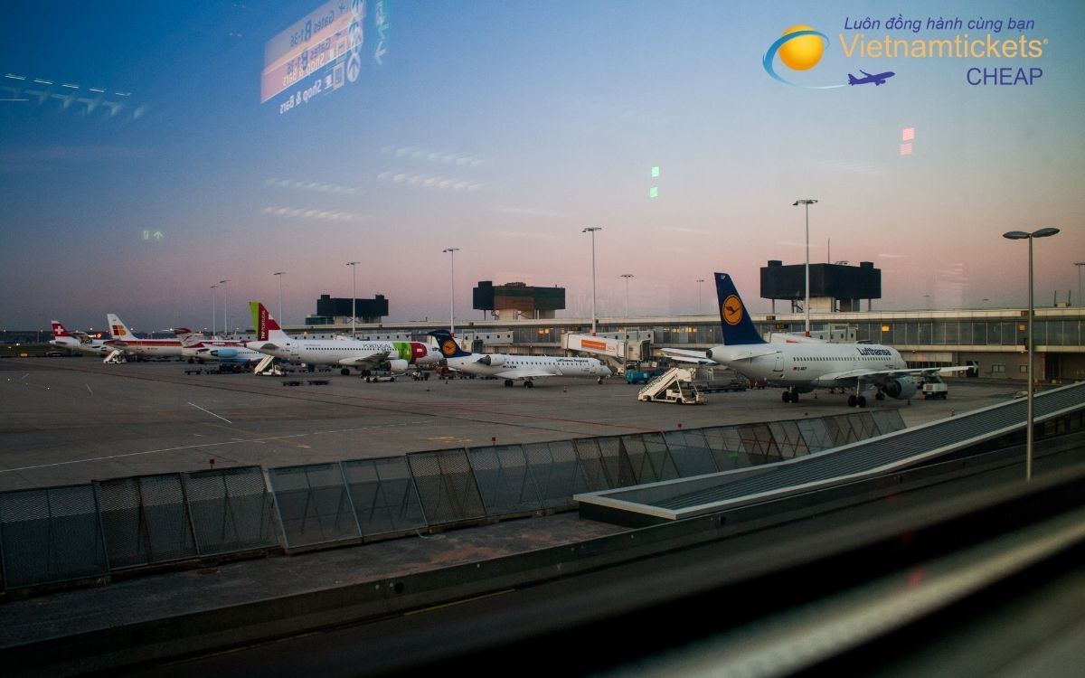 Hành trình chuyến bay từ Việt Nam đến Magog