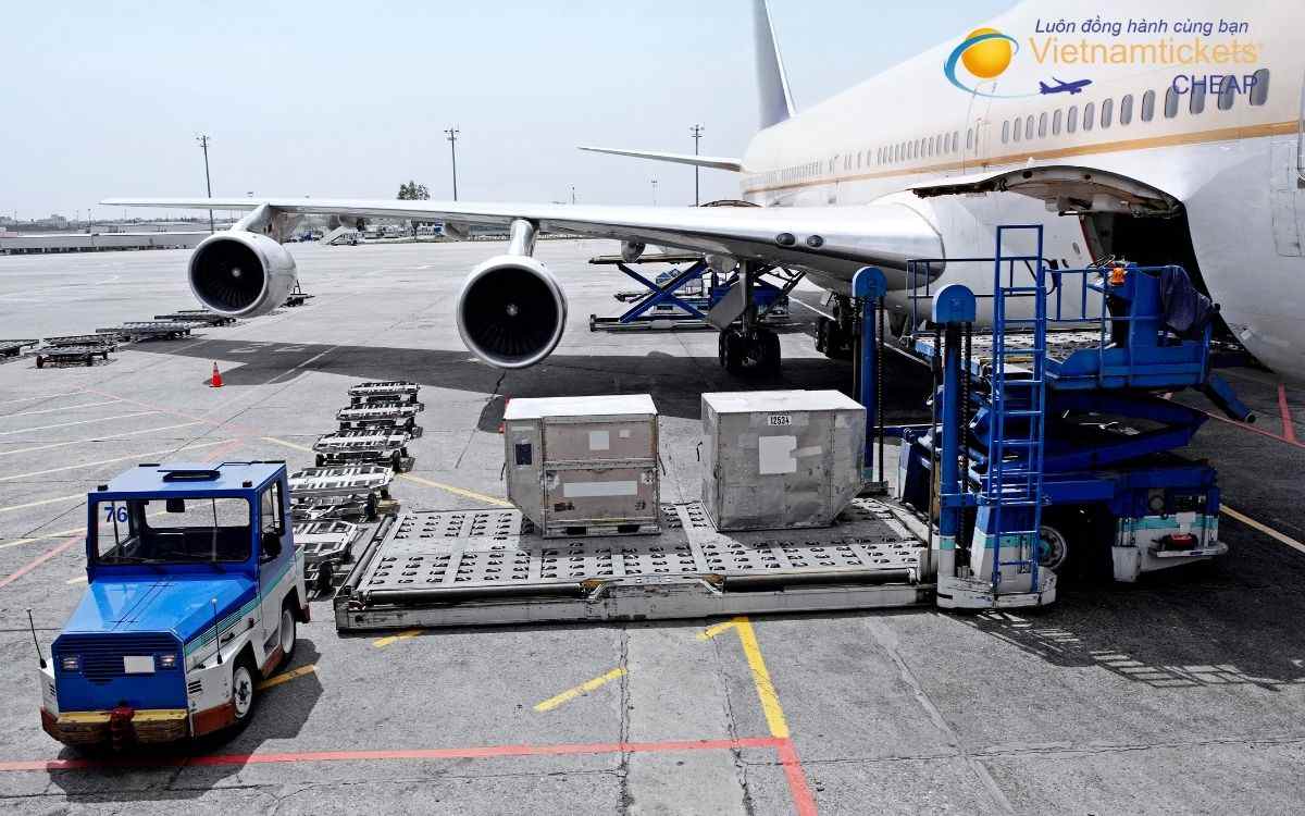 Các tuyến bay nội địa đến Moosonee