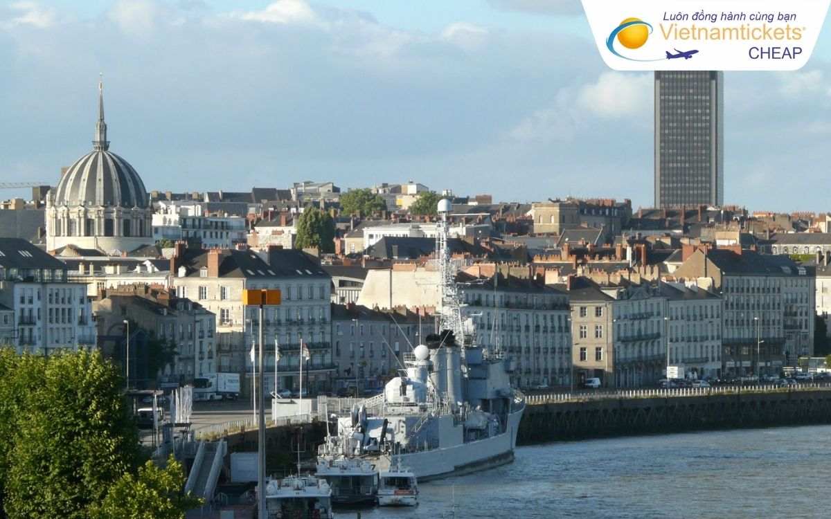 Vé máy bay đi Nantes từ Việt Nam có gì đặc biệt