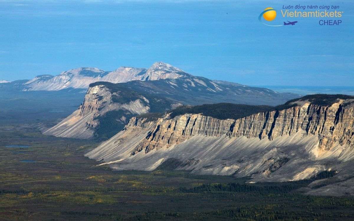 Giá vé máy bay đi Norman Wells