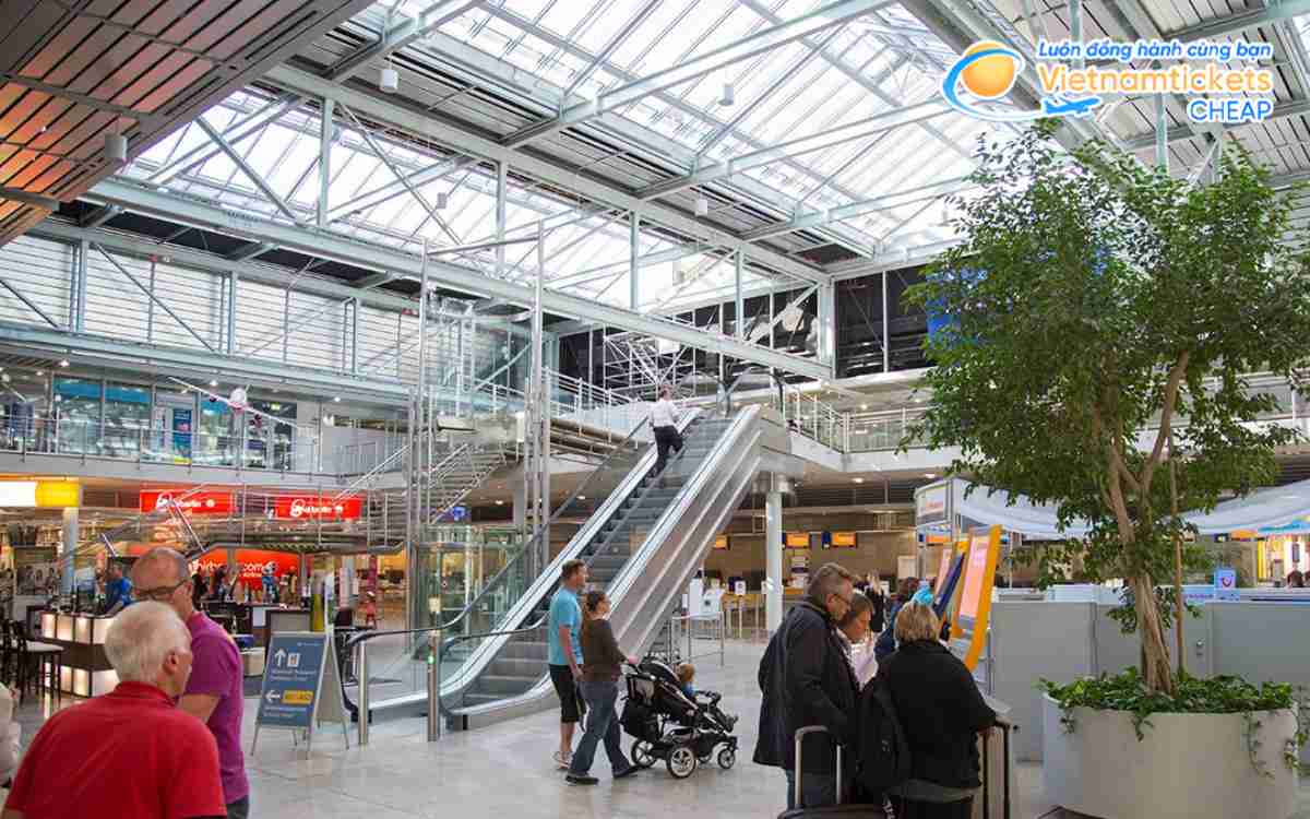 Hạ cánh tại sân bay Nuremberg