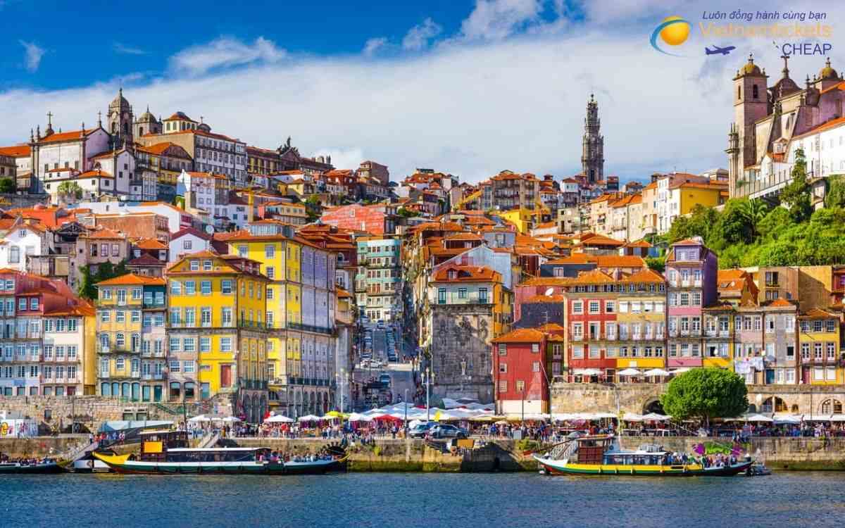 Giới thiệu về vé máy bay đi Porto