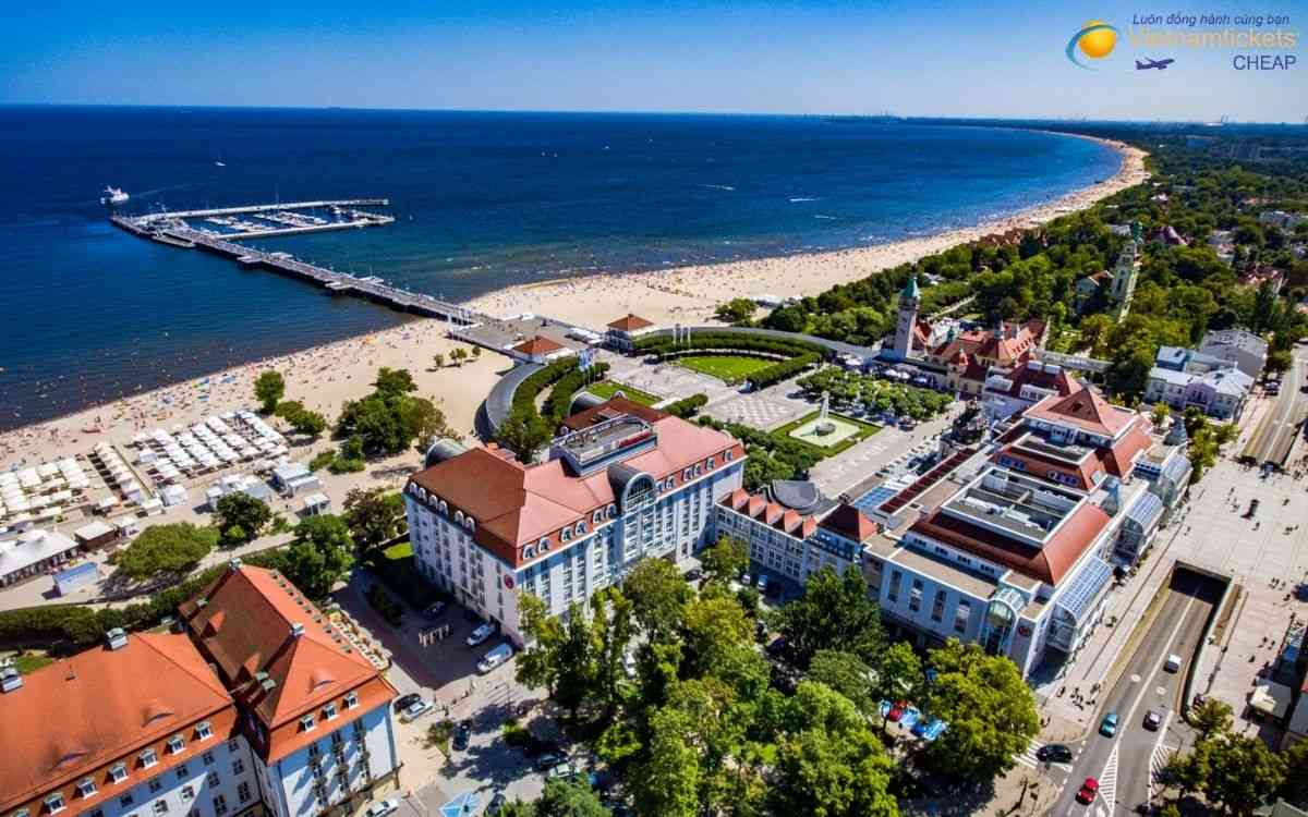 Lịch bay đi Sopot đặt chuyến bay phù hợp