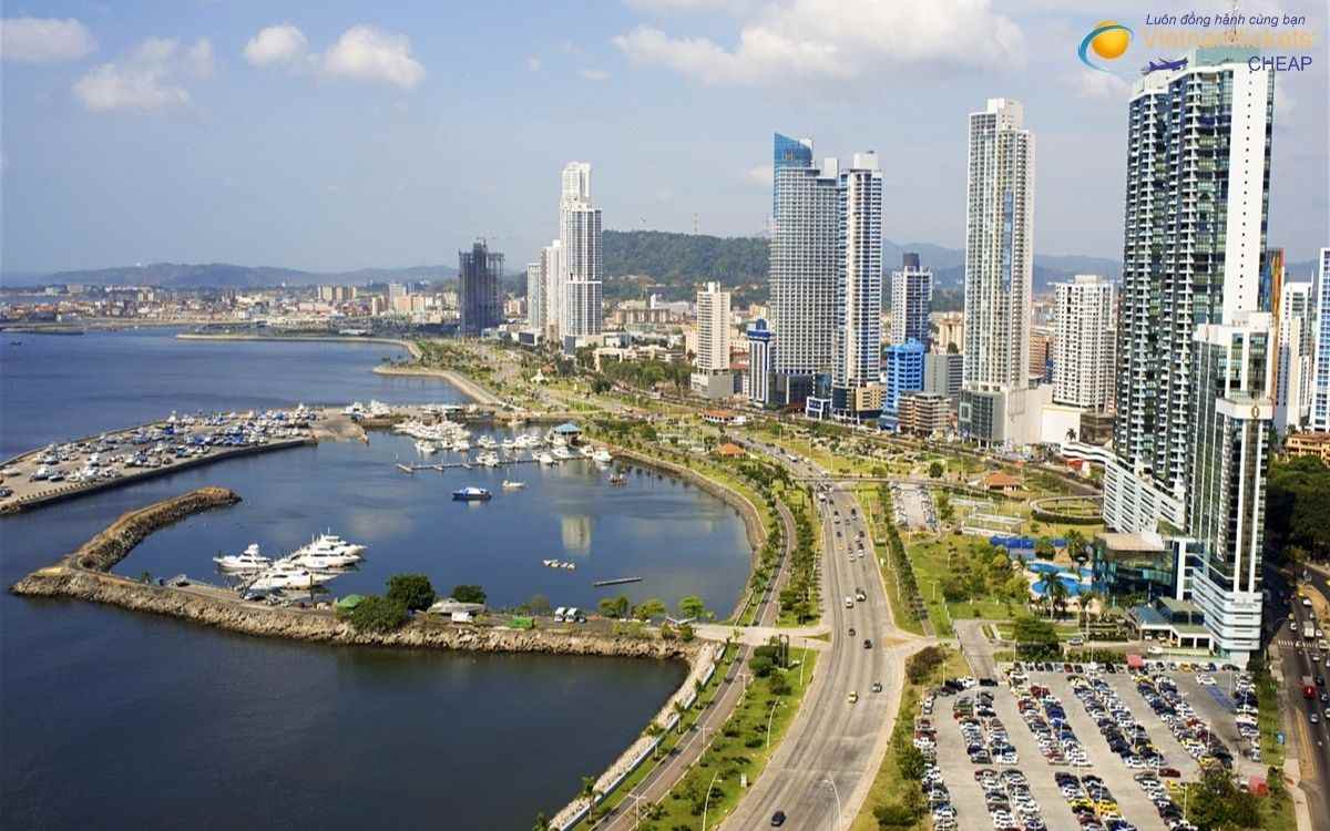 Sân bay Paramaribo và phương tiện di chuyển về trung tâm