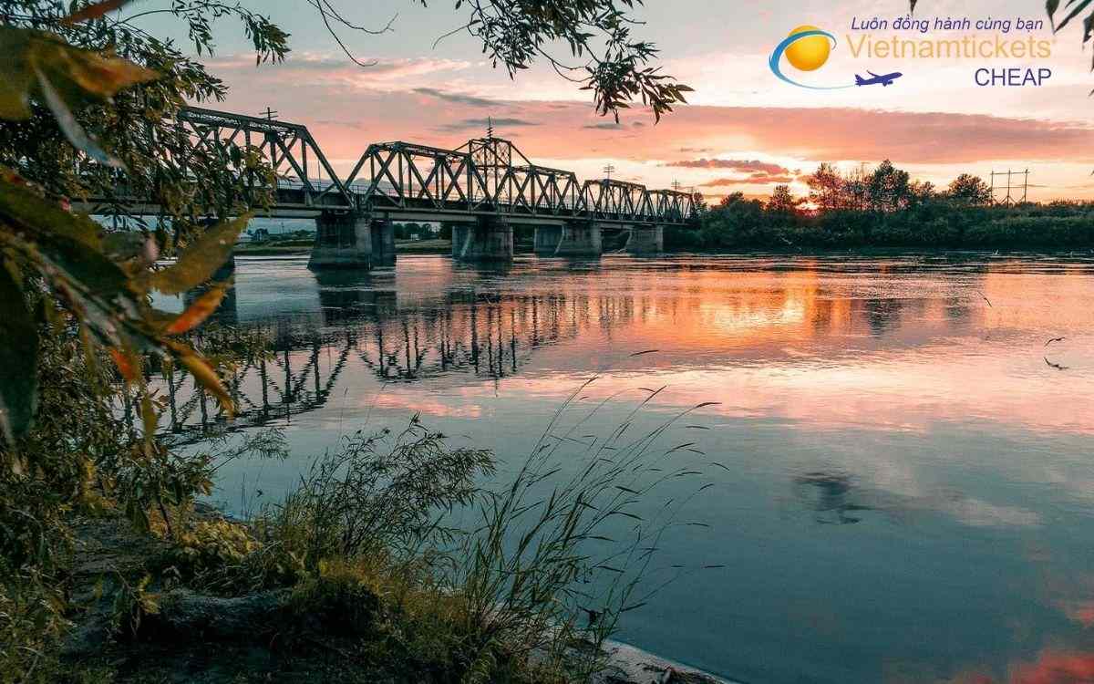 Giá vé máy bay đi The Pas