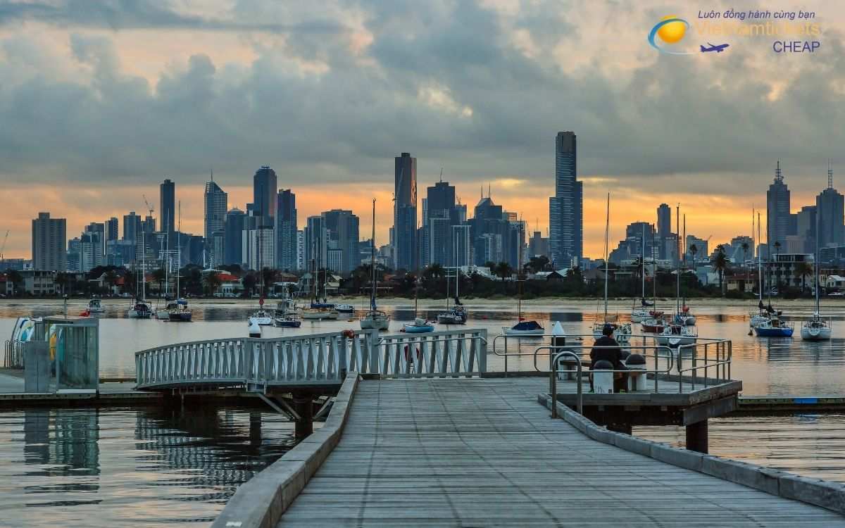 Lưu &yacute; v&eacute; bay đi Victoria