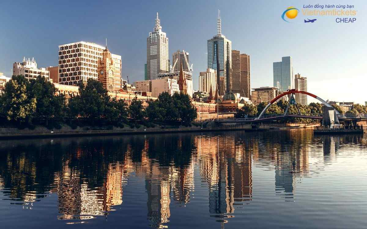 v&eacute; m&aacute;y bay đi Victoria m&ugrave;a n&agrave;o