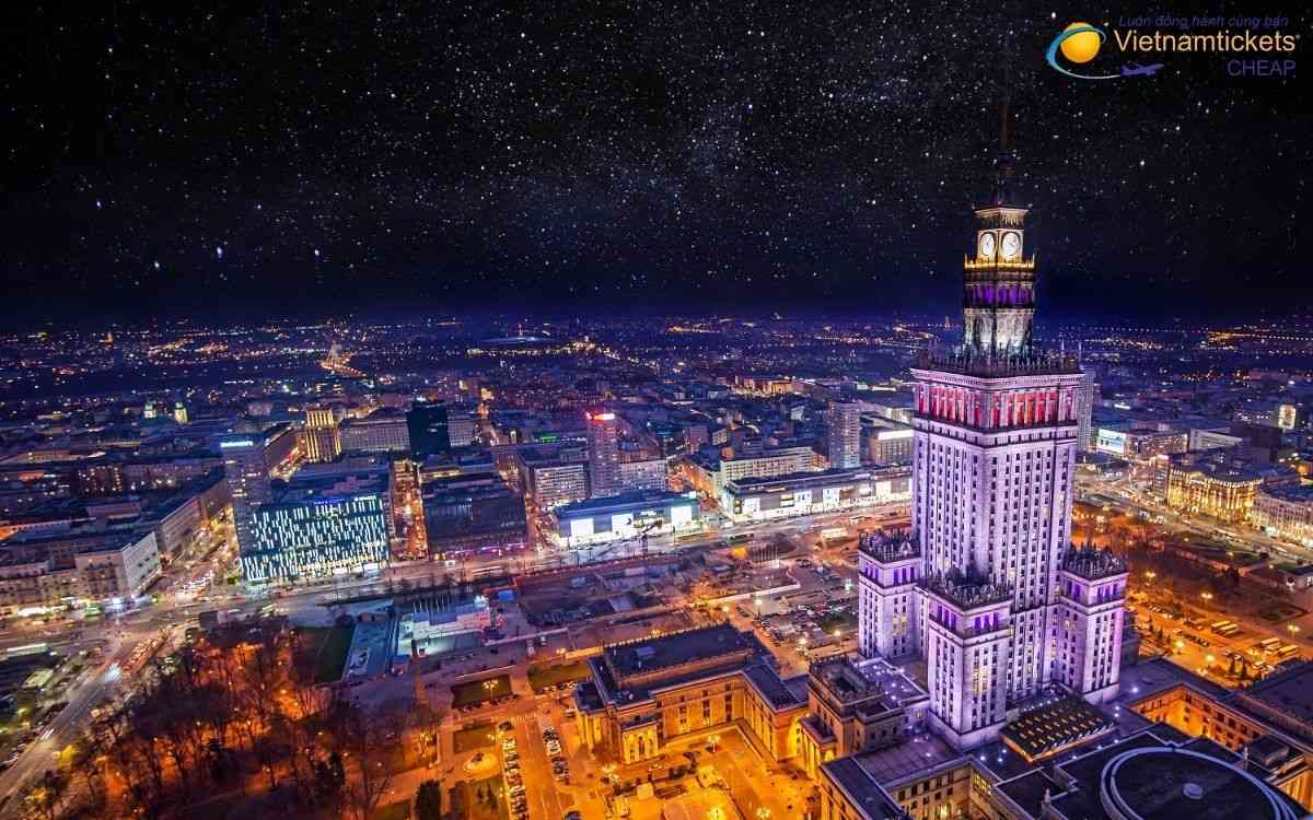 Giá vé máy bay đi warszawa