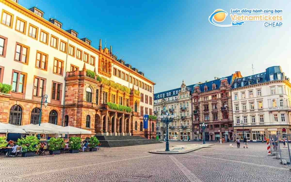 Đặt v&eacute; m&aacute;y bay đi Wiesbaden gi&aacute; rẻ