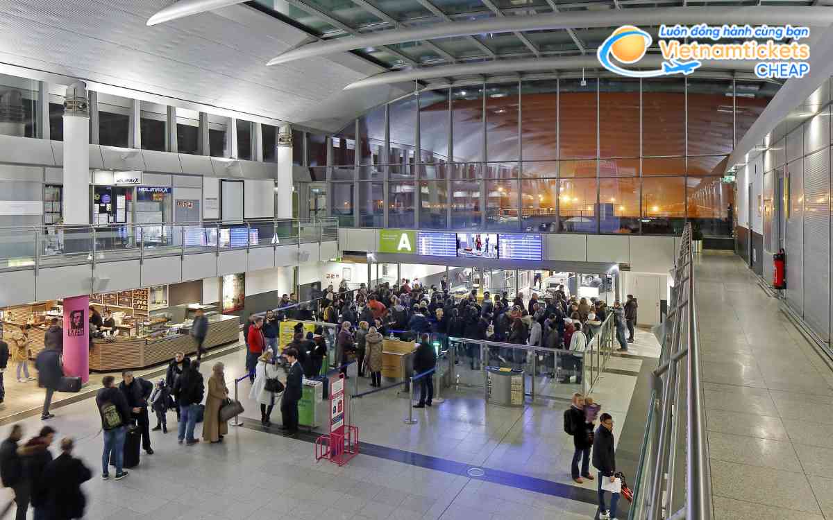 Hành trình hạ cánh tại sân bay Dortmund