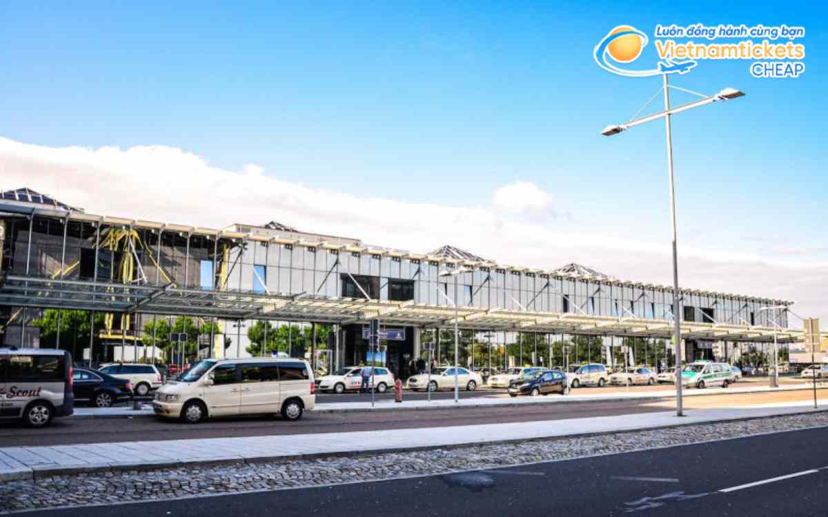 Hạ cánh tại sân bay Leipzig/Halle