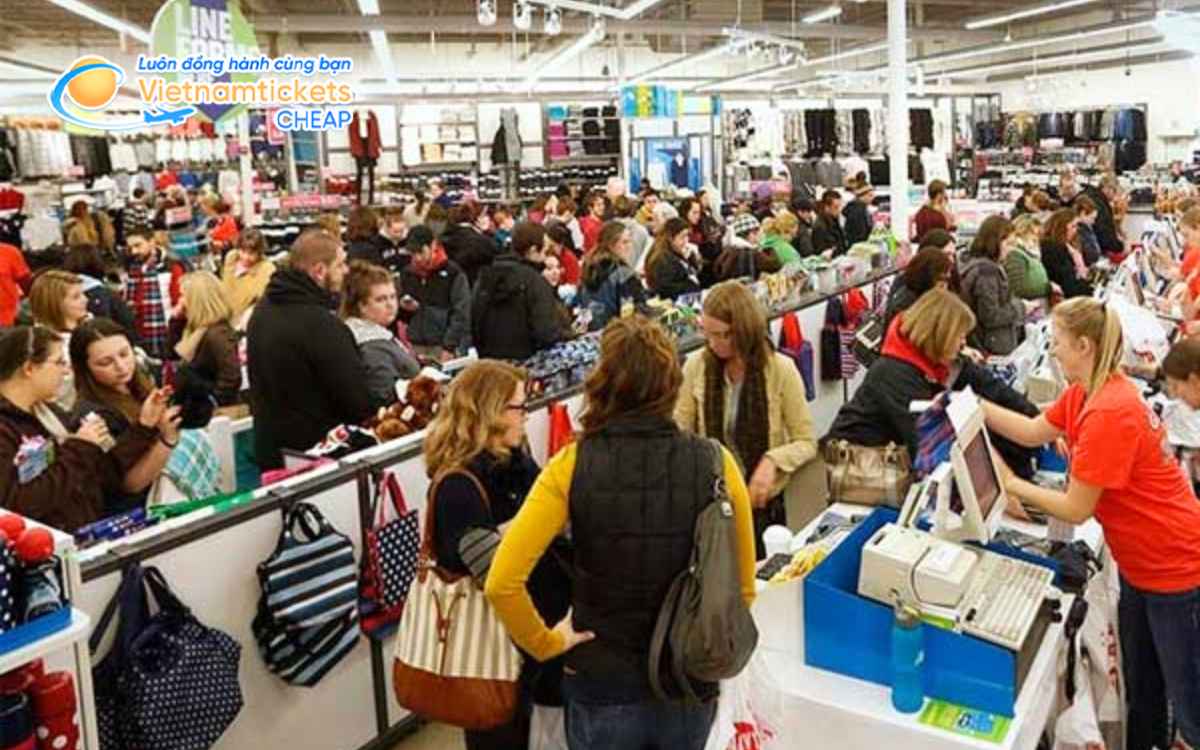 Mua sắm ảnh hưởng ngân sách du lịch Mỹ