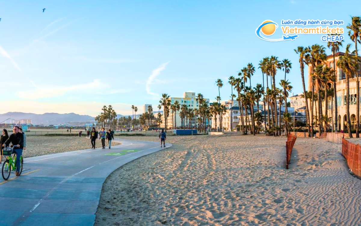 Bãi biển Venice địa điểm du lịch Los Angeles