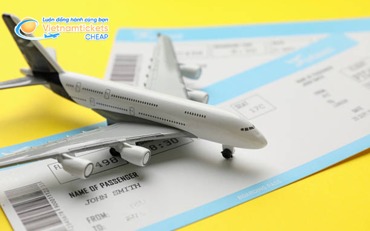 Nên ưu tiên mua vé đi Mỹ khứ hồi