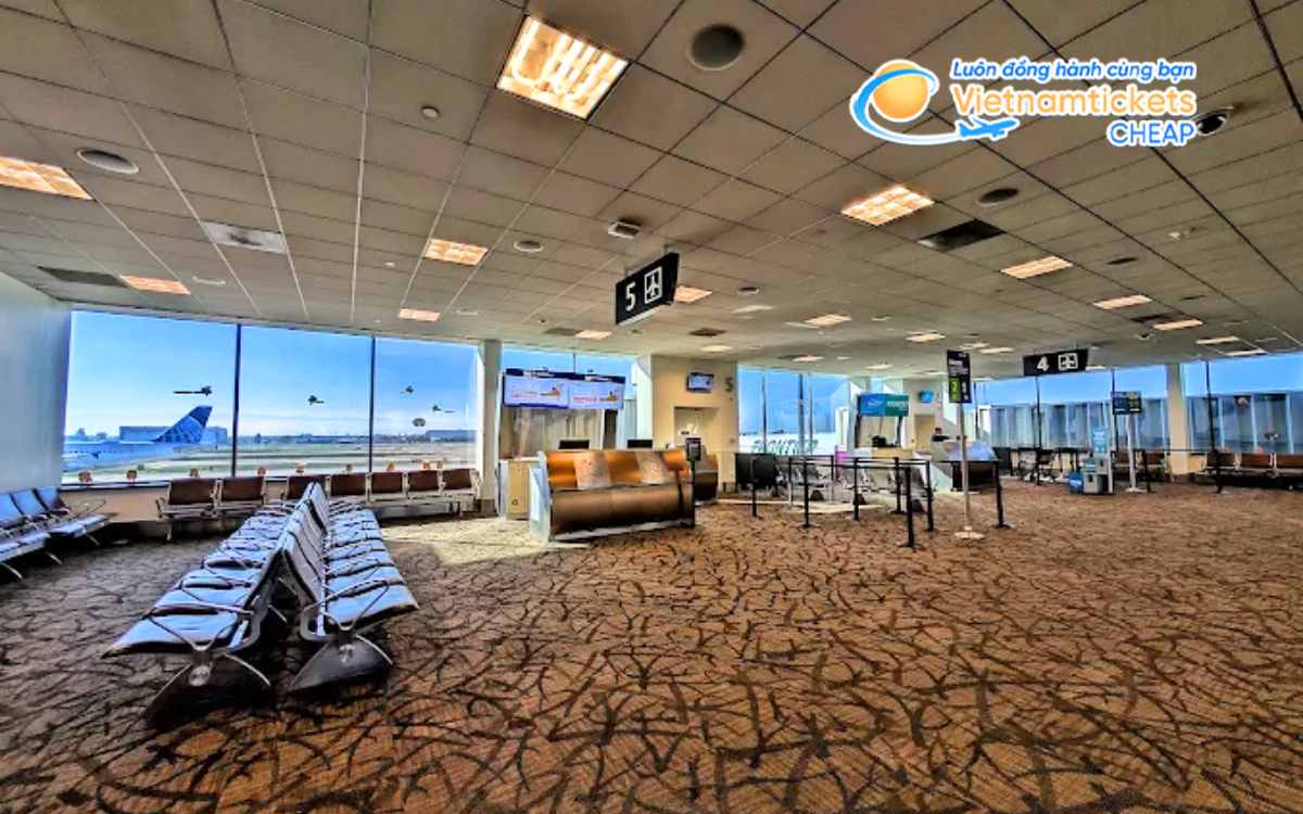 Khu vực chờ tại sân bay San Jose