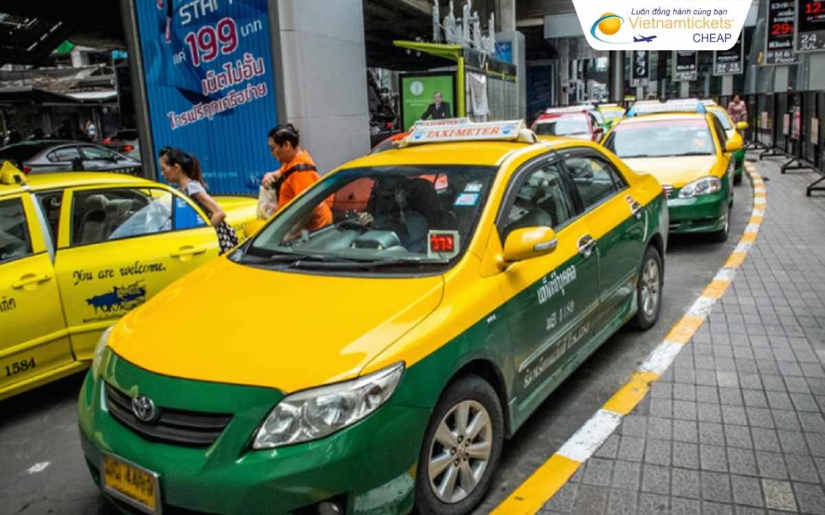 Taxi từ sân bay Phuket về Patong