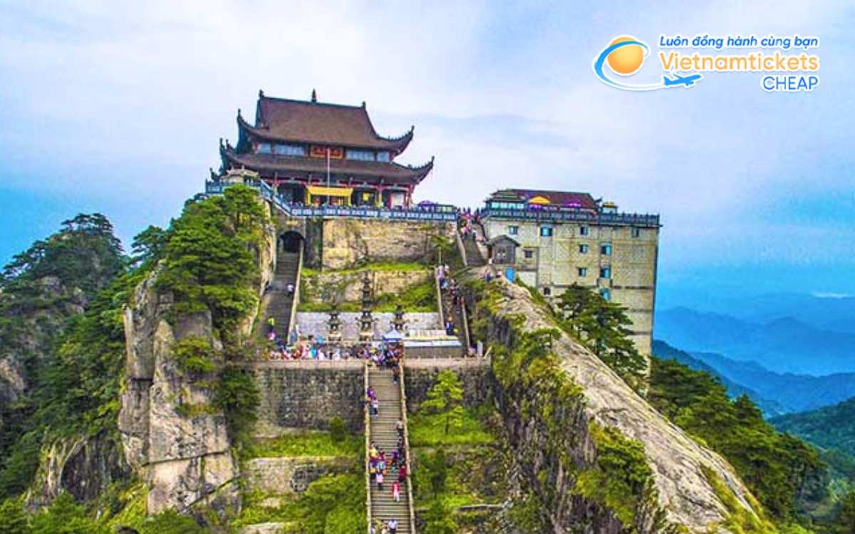 Giá vé máy bay đi An Khánh