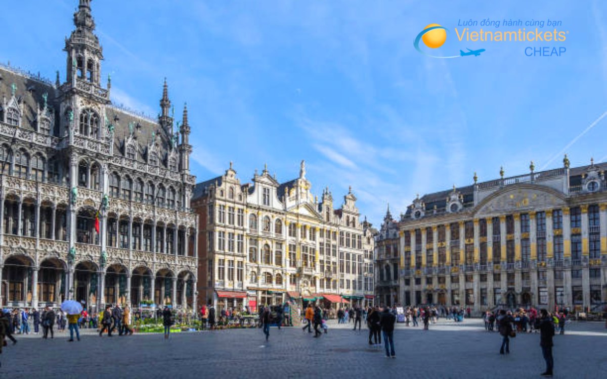 Nên đặt vé đi Brussels khi nào có giá rẻ