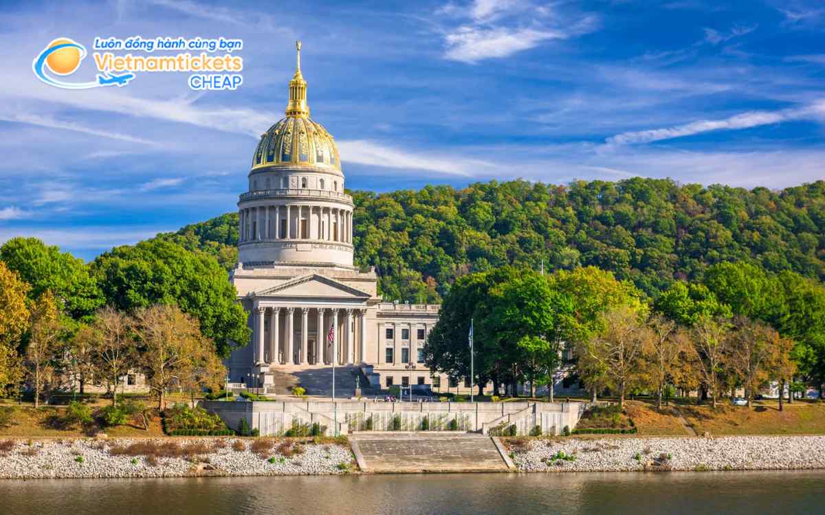 Giá vé máy bay đi Charleston West Virginia