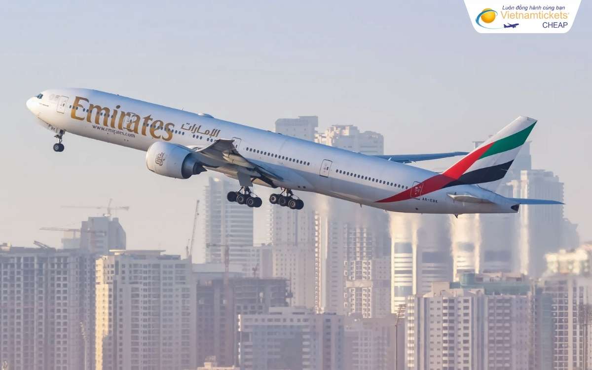 Emirates bay từ Việt Nam đi Florida